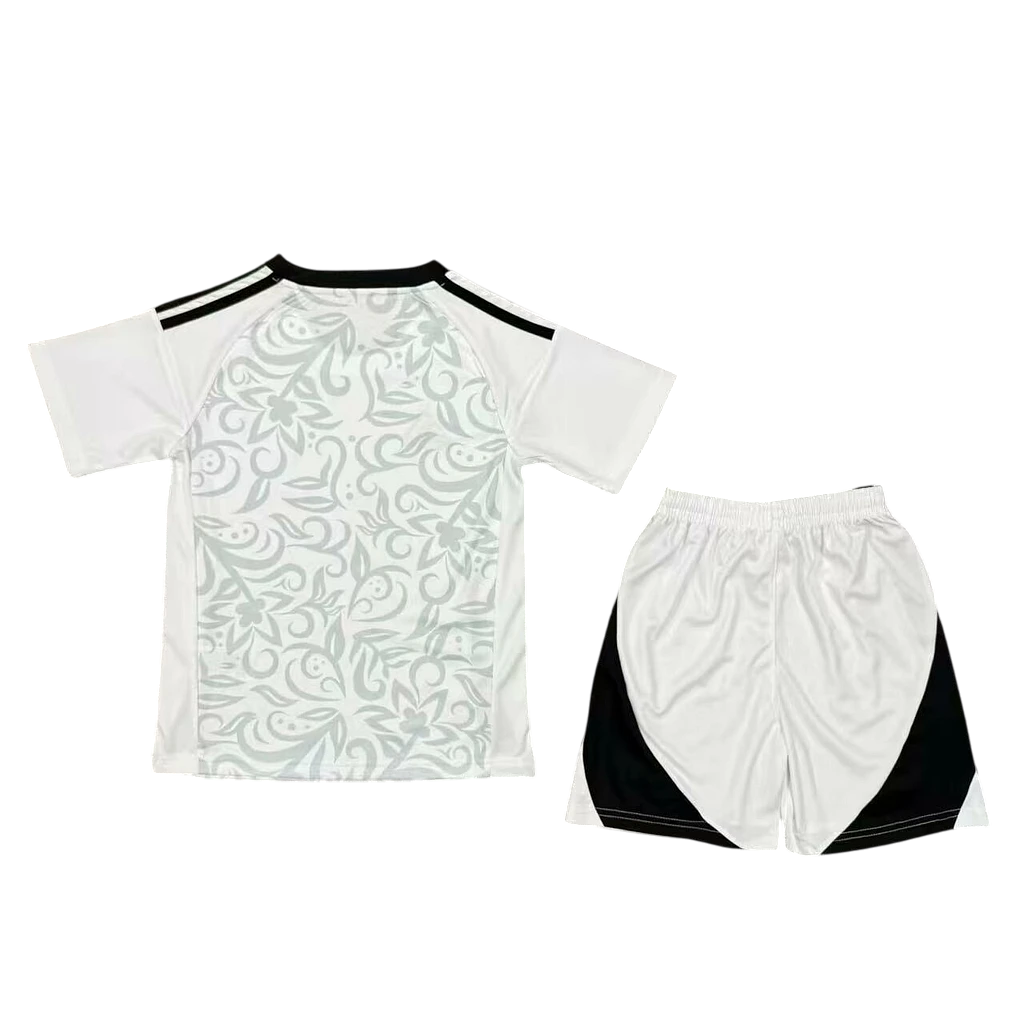 Conjunto Infantil Benfica Águia Branca 2025/26 - ÚLTIMAS UNIDADES! 🔥🦅