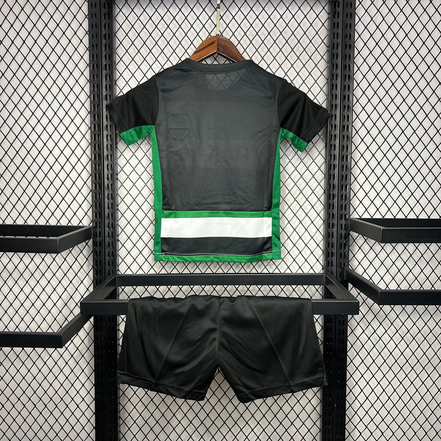 Conjunto Infantil Sporting Principal BICAMPEÃO 2024/25 - MODELO EXCLUSIVO! 🦁🏆