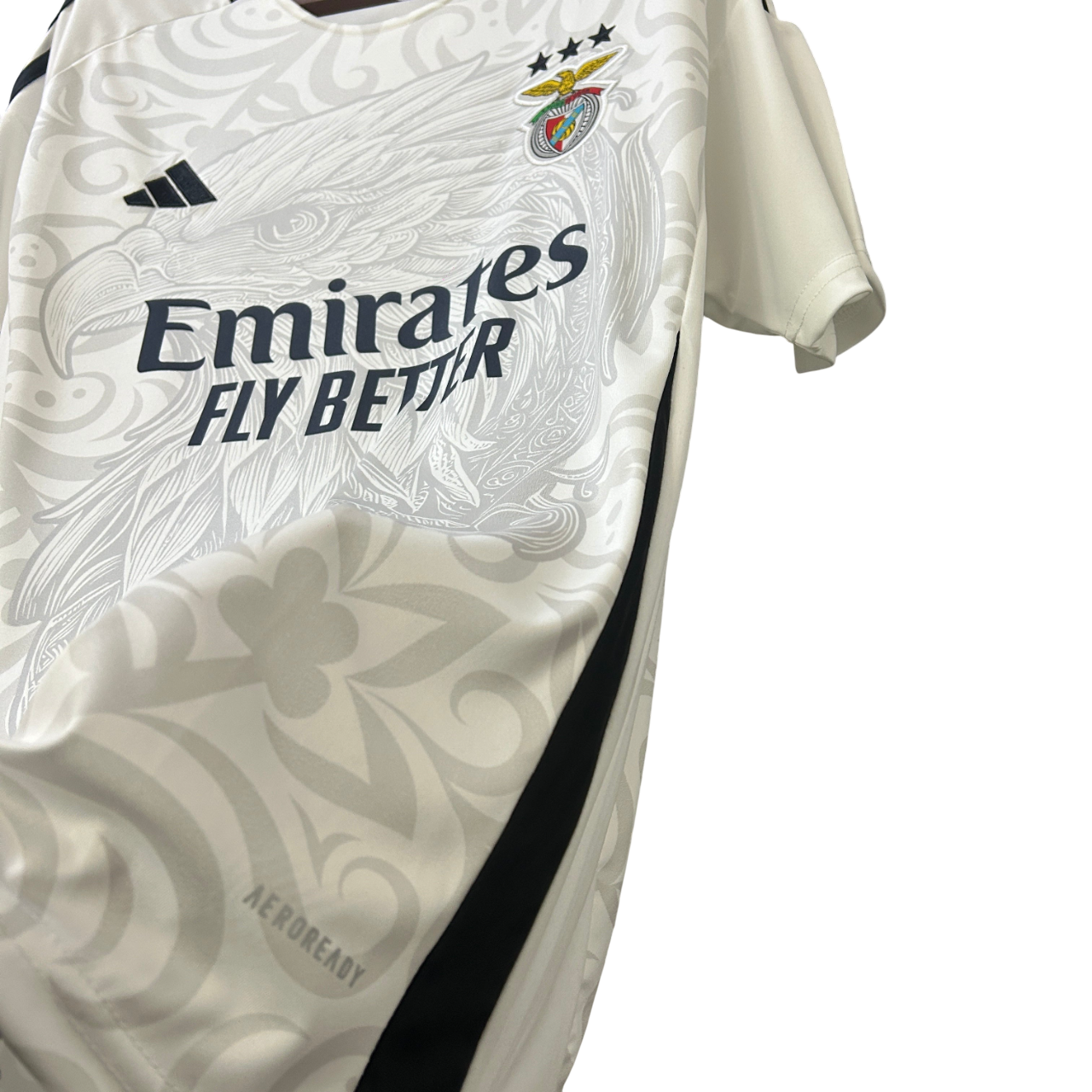 Camisola Benfica Águia Branca 2025/26 - ÚLTIMAS UNIDADES! 🔥🦅